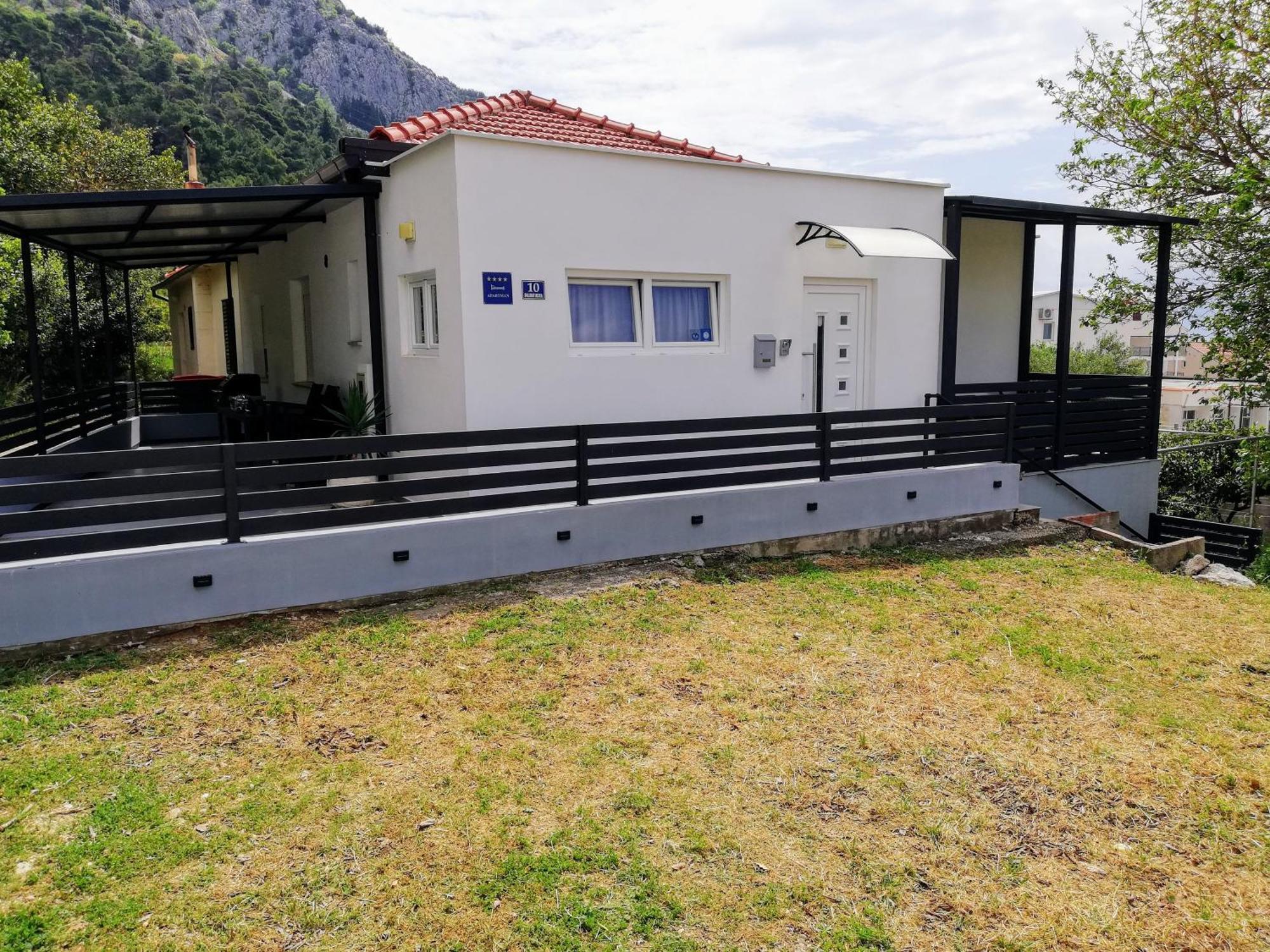 Apartment Nino Gradac  Kültér fotó