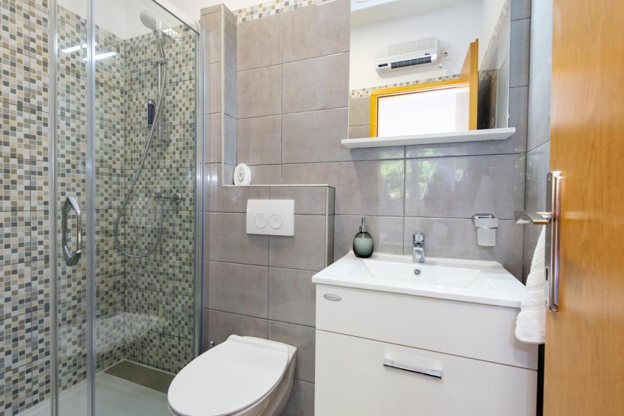 Apartment Nino Gradac  Kültér fotó
